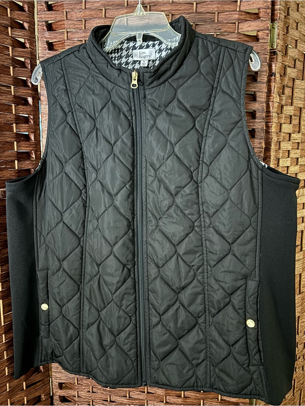 Kim Rogers Black Quilted Sleeveless Vest with Zip
